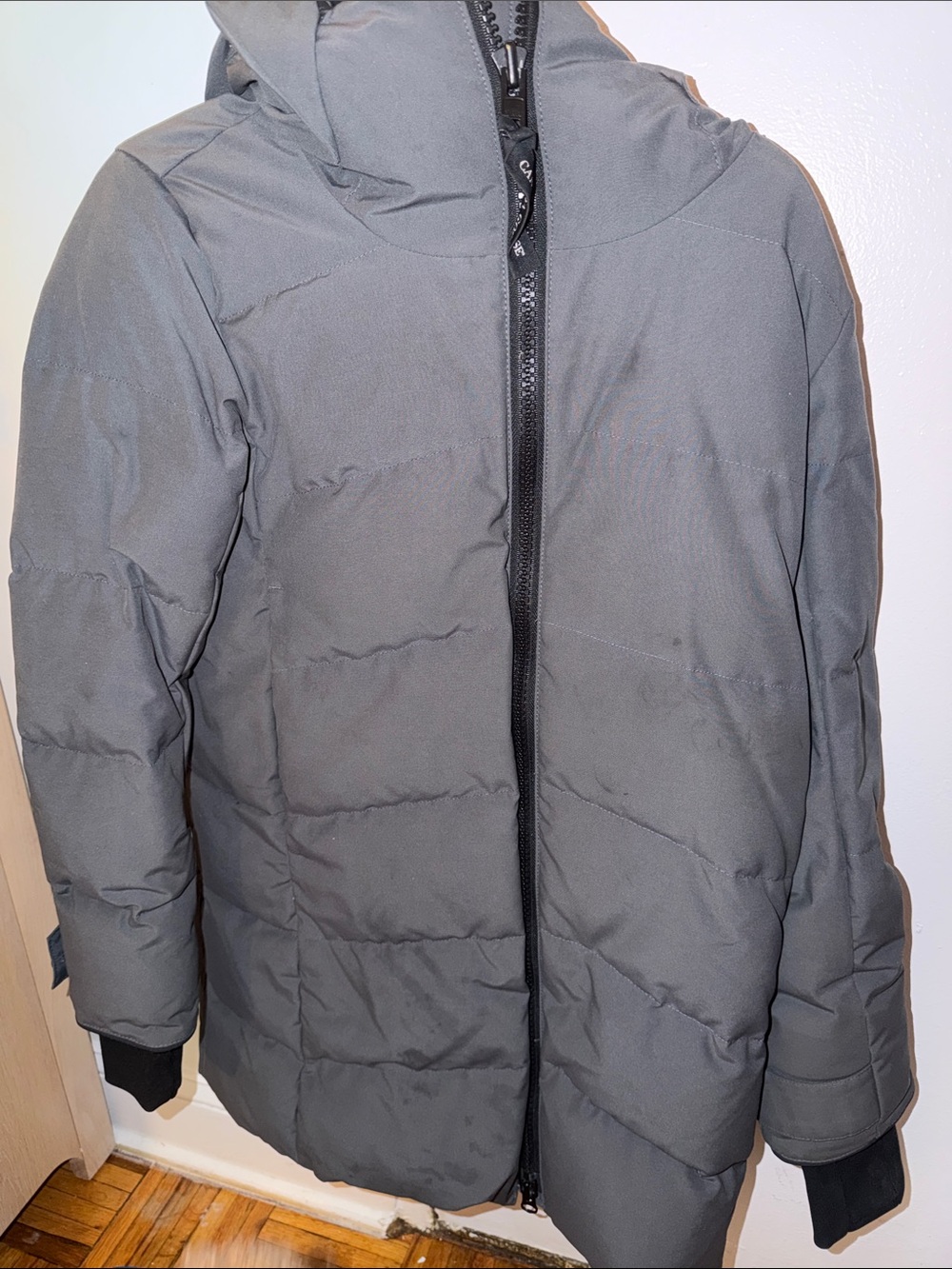Canada Goose Womens Hooded Puffer Jacket - Gray